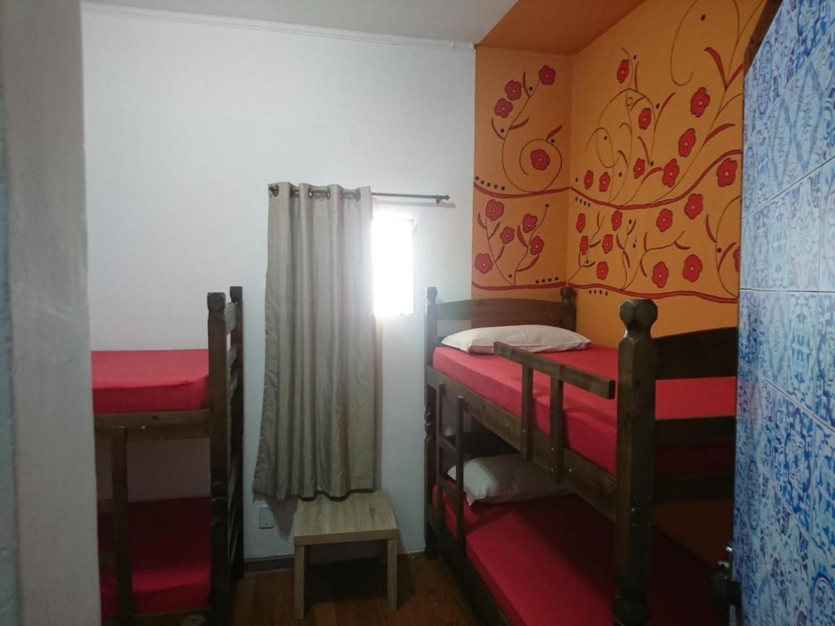 Hostel Calabria Na Vila Madalena Junto A Alegria Da Vila São Paulo Exterior foto