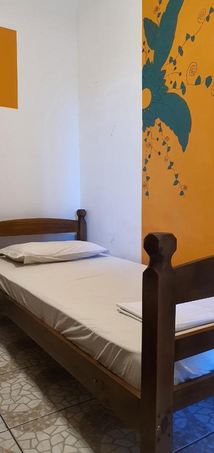 Hostel Calabria Na Vila Madalena Junto A Alegria Da Vila São Paulo Exterior foto