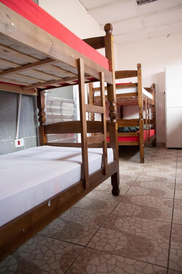 Hostel Calabria Na Vila Madalena Junto A Alegria Da Vila São Paulo Exterior foto