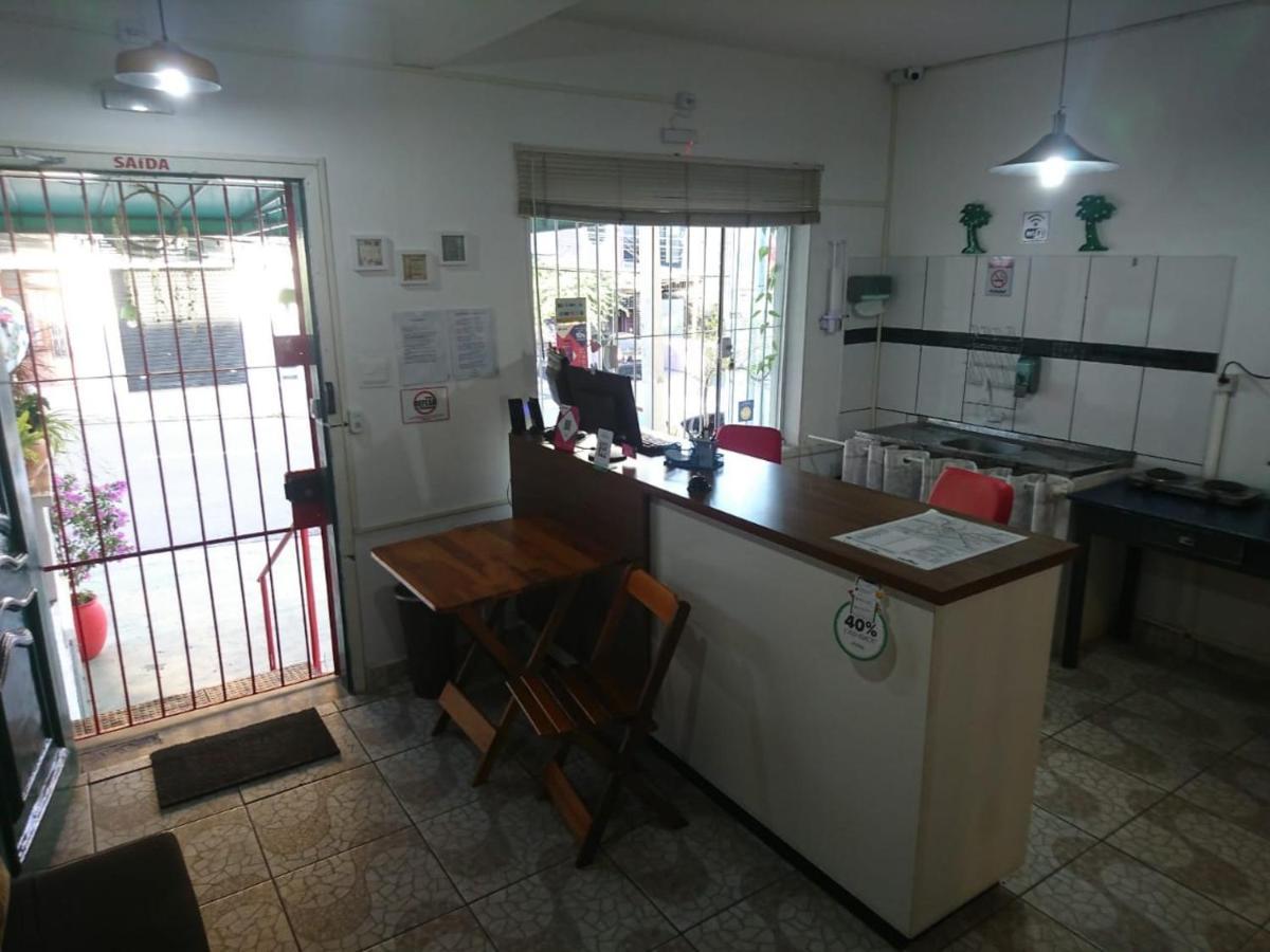 Hostel Calabria Na Vila Madalena Junto A Alegria Da Vila São Paulo Exterior foto