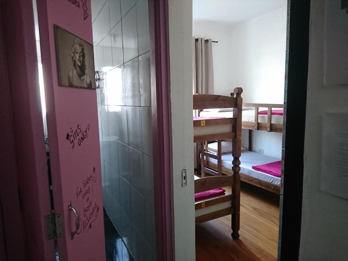 Hostel Calabria Na Vila Madalena Junto A Alegria Da Vila São Paulo Exterior foto